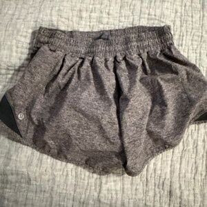 lululemon - Shorts - Grey - Size 8 Reg